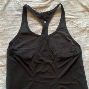 Lululemon black tank
